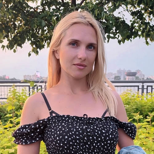 Софья Конищева